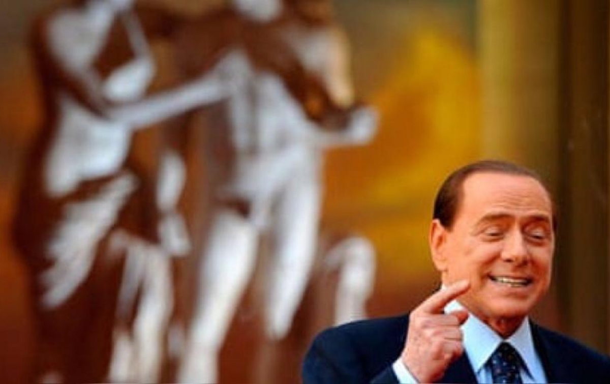 Mantan Perdana Menteri Italia Berlusconi Positif Covid-19