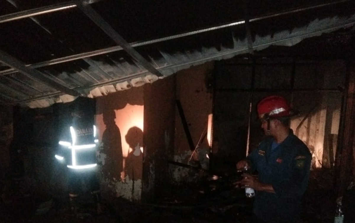 Kebakaran di Perumahan Torganda Hanguskan 2 Rumah dan 1 Mobil