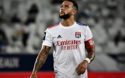 Surat Kabar Belanda: Depay Akan Bermain dengan Messi