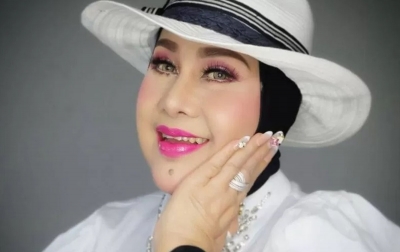 Dirawat 19 Hari, Elvy Sukaesih Sembuh dari Corona