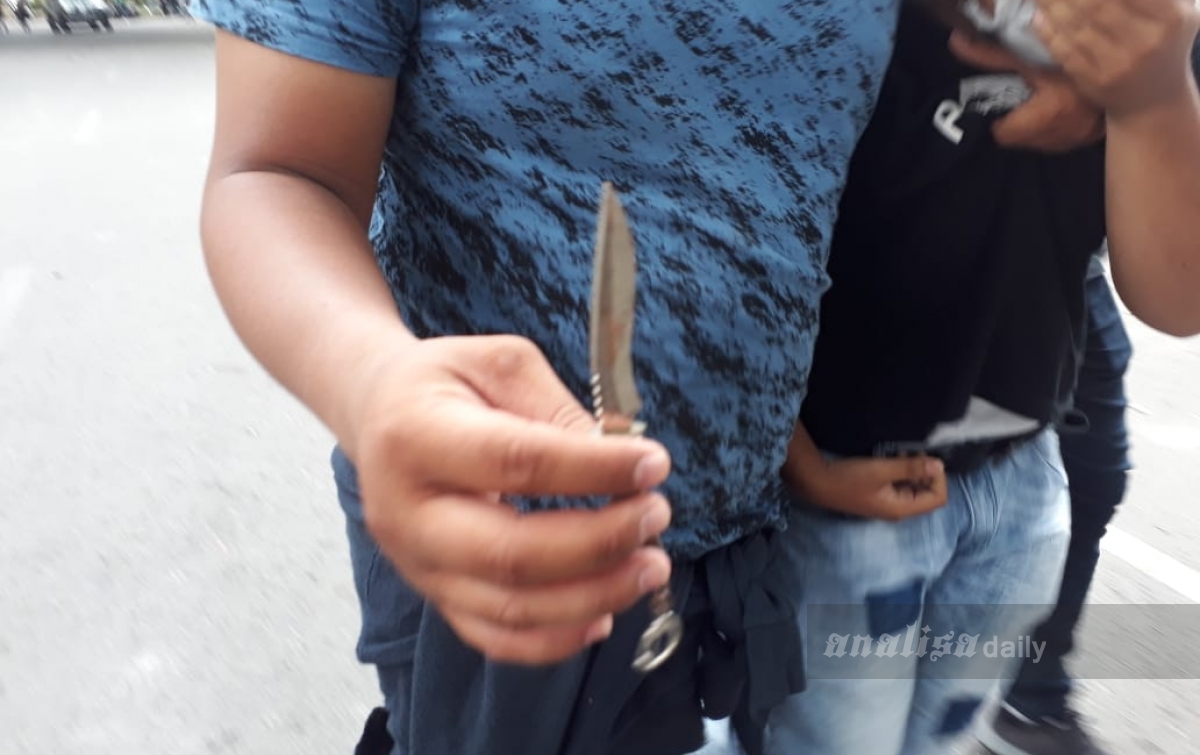 Polisi Temukan Senjata Tajam dari Pendemo di Kantor DPRD Sumut