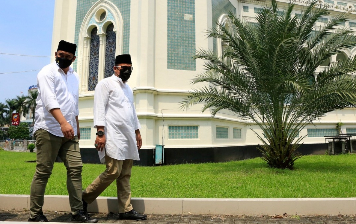 Tak Ada Lagi Penggusuran Masjid, DMI Dukung Tekad Bobby-Aulia
