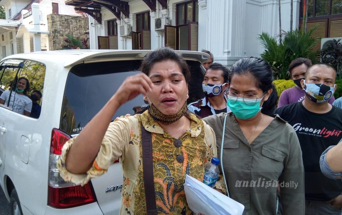Istri Korban Pembunuhan Histeris Pelaku Divonis 1 Tahun 8 Bulan