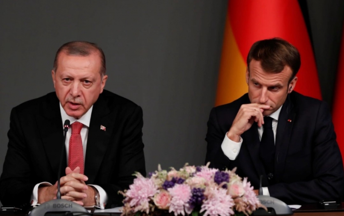 Erdogan Menyebut Presiden Perancis Butuh Perawatan Mental