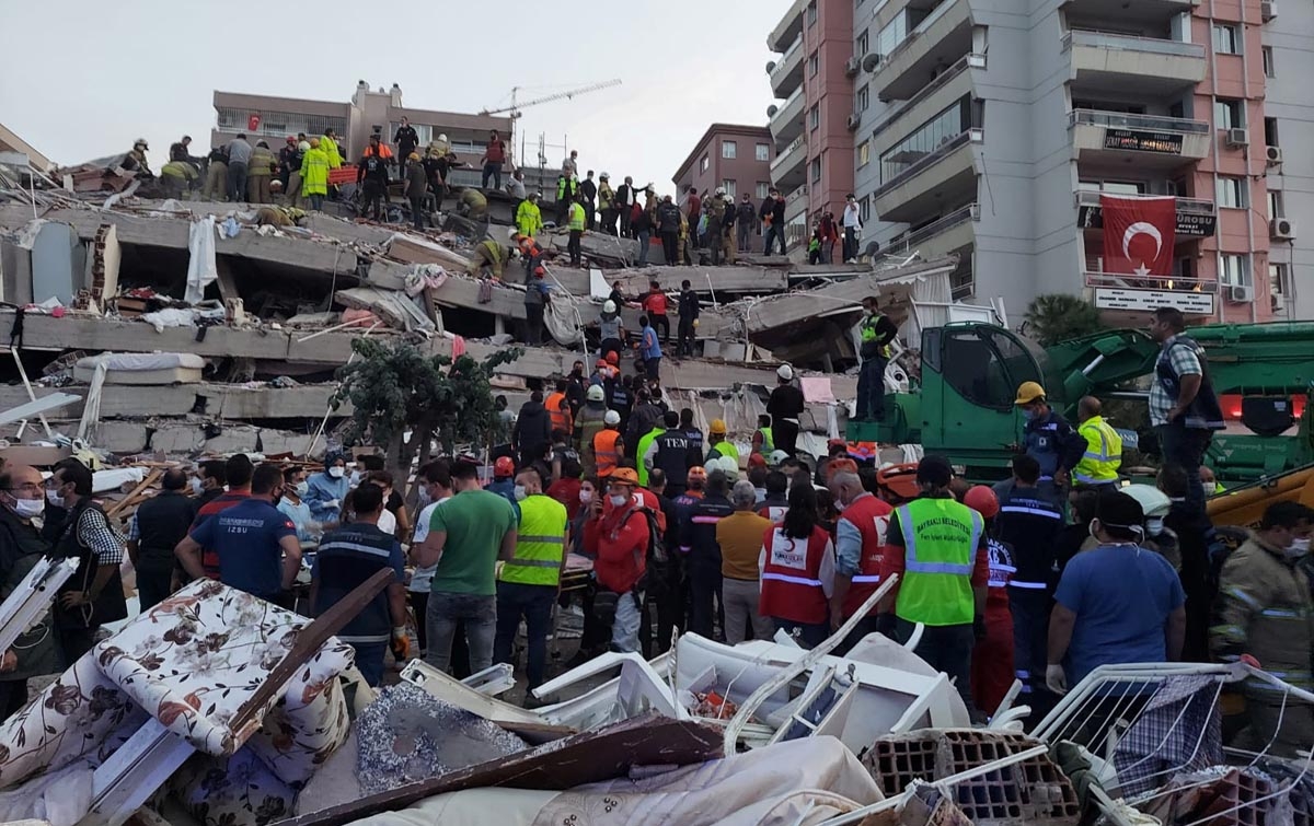 Foto: Gempa Bumi Turki - Internasional - AnalisaDaily.com