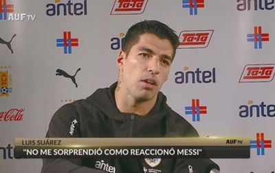 Luis Suarez Mengecam Cara Barcelona Memperlakukannya