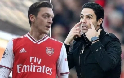 Arteta Menyerang Balik Agen Ozil