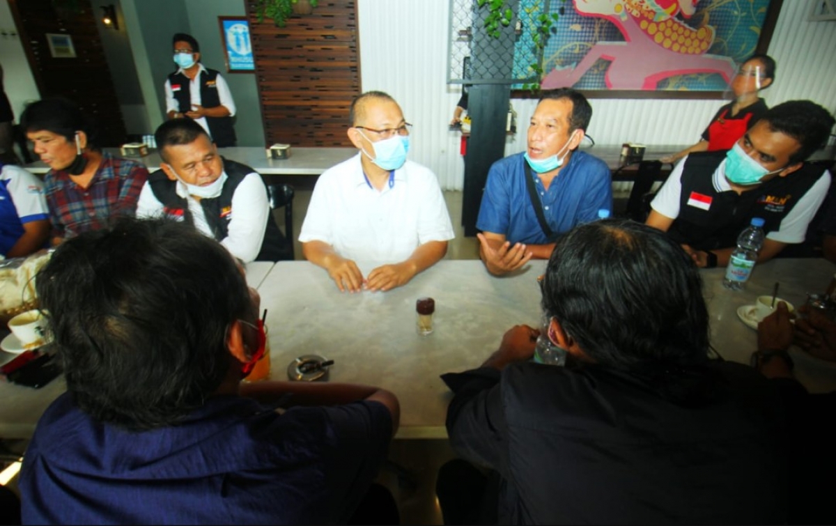 Temui Pemusik, Akhyar Akui Belum Ada 'Orang Gila' di Medan