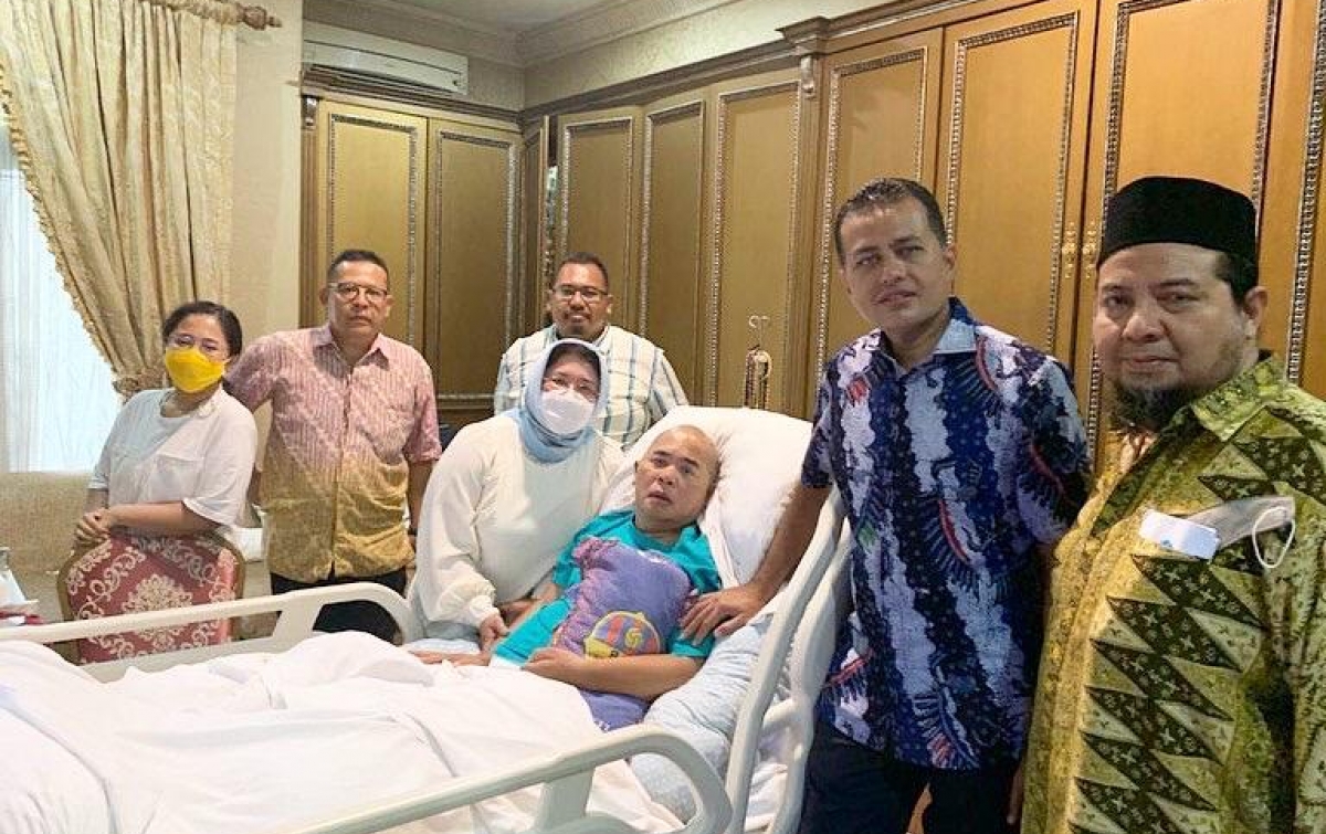 Jenguk Akom, Ijeck Suwun Bertarung di Musda Golkar Sumut