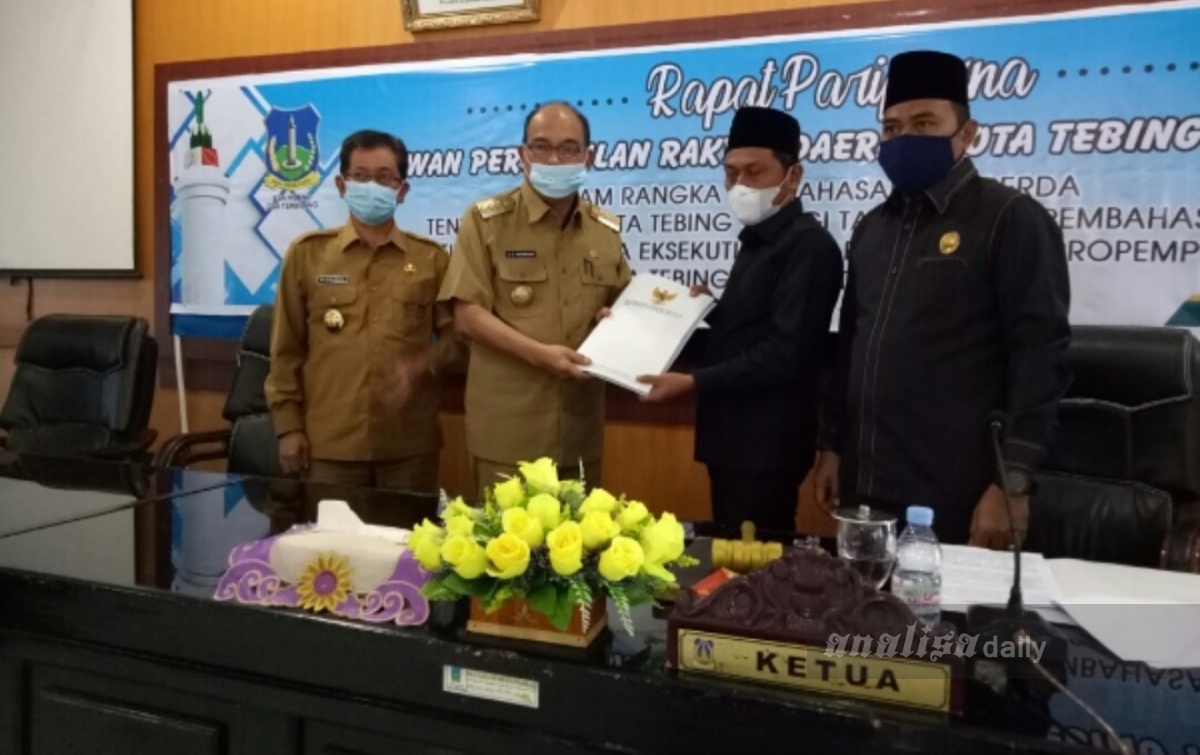 Umar Hasibuan Sampaikan RAPBD Tebingtinggi