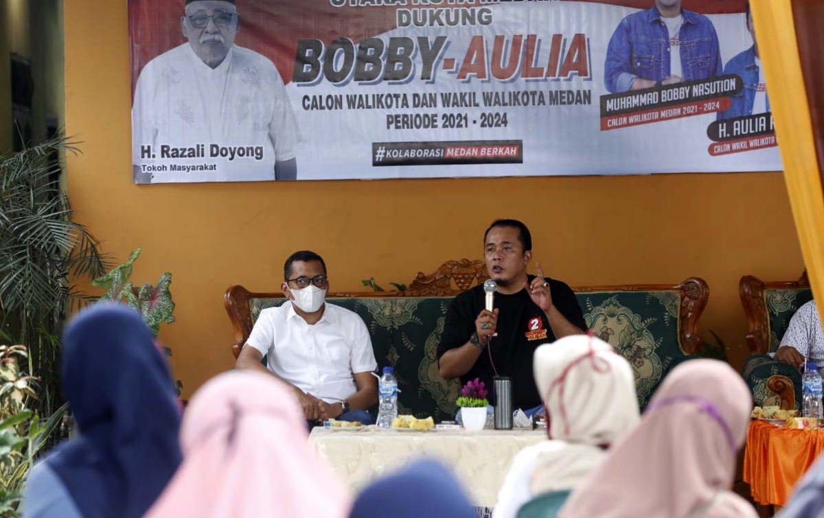 Seorang Nenek di Pekan Labuhan Kagum dengan Sosok Kesederhanaan Aulia