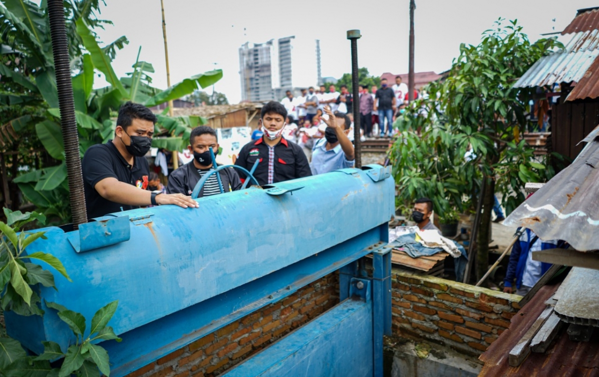 Bobby Nasution Tinjau Pintu Air 'Tak Bermanfaat'