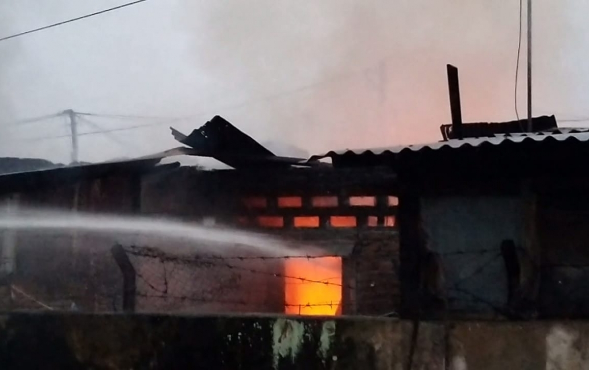 Belasan Rumah di Komplek Brimob Terbakar, Tidak Ada Korban Jiwa