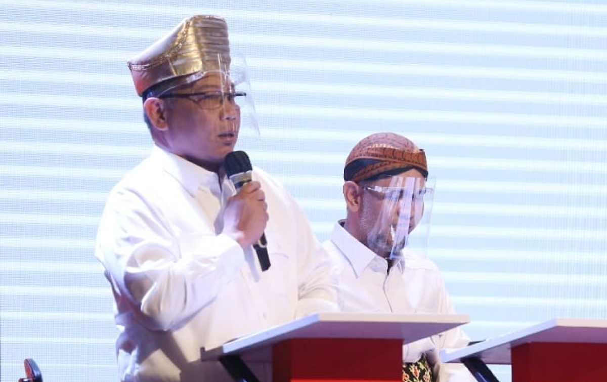 Pemimpin Mengambil Keputusan Bukan Karena Bisikan