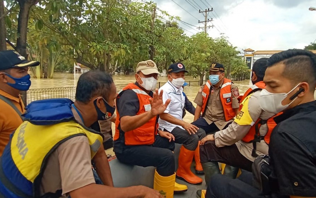 Tinjau Banjir di Tebingtinggi, Gubsu Ingatkan Warga 3M