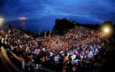 Foto: Tari Kecak Uluwatu