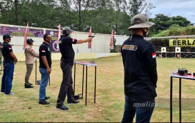 Nova Buka Kejuaraan Menembak Piala Gubernur