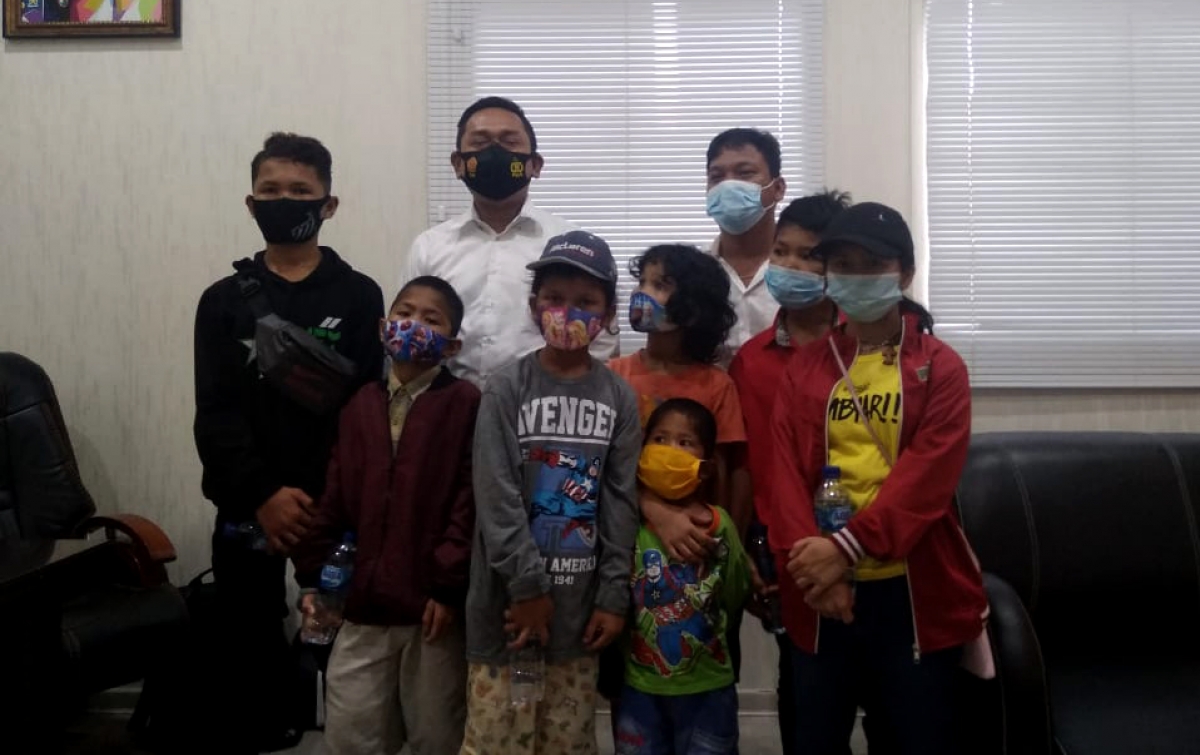 Bertemu 7 Anak Almarhum Rianto Simbolon, Faisal Napitupulu Terharu