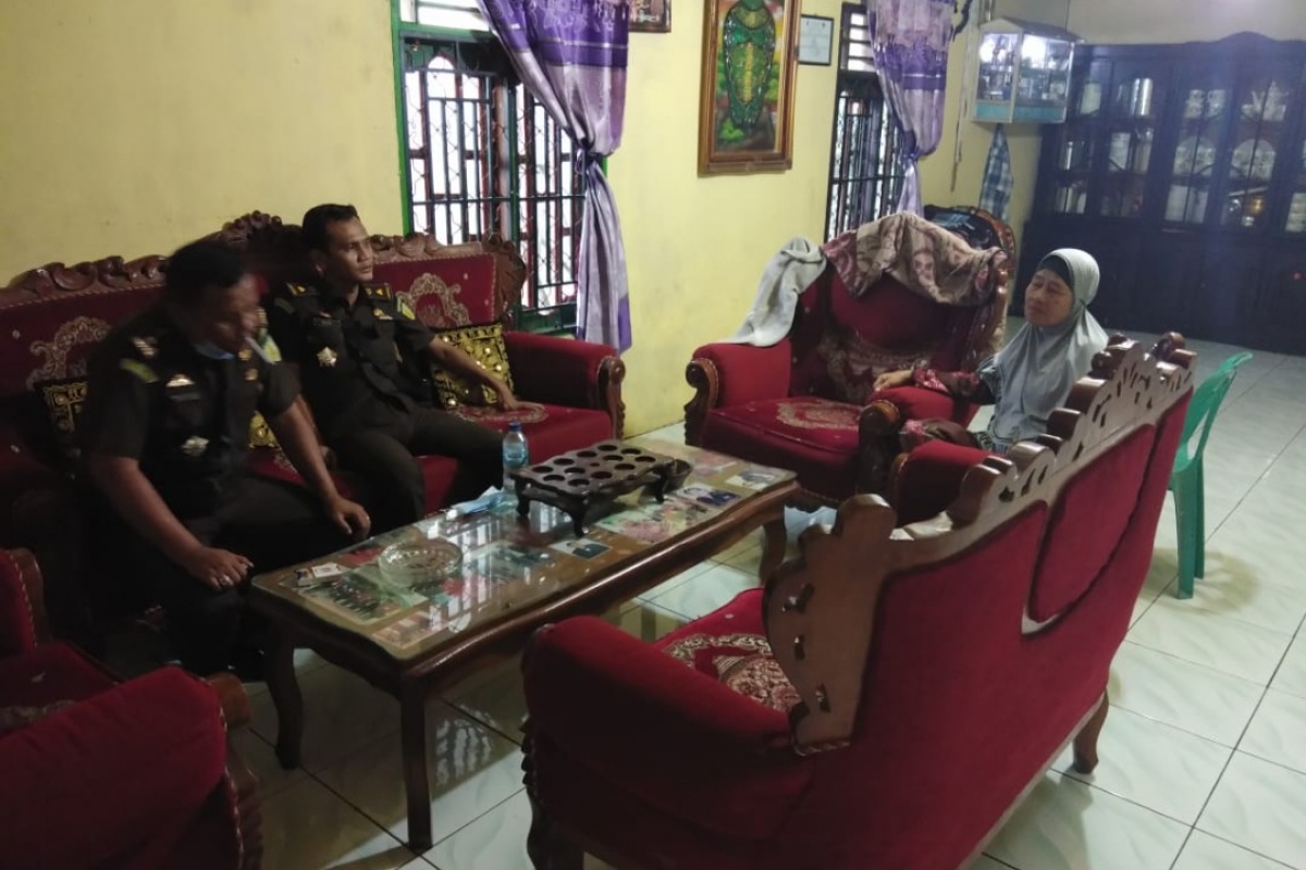 Tidak Kooperatif, Jaksa Datangi Rumah Anggota DPRD Paluta
