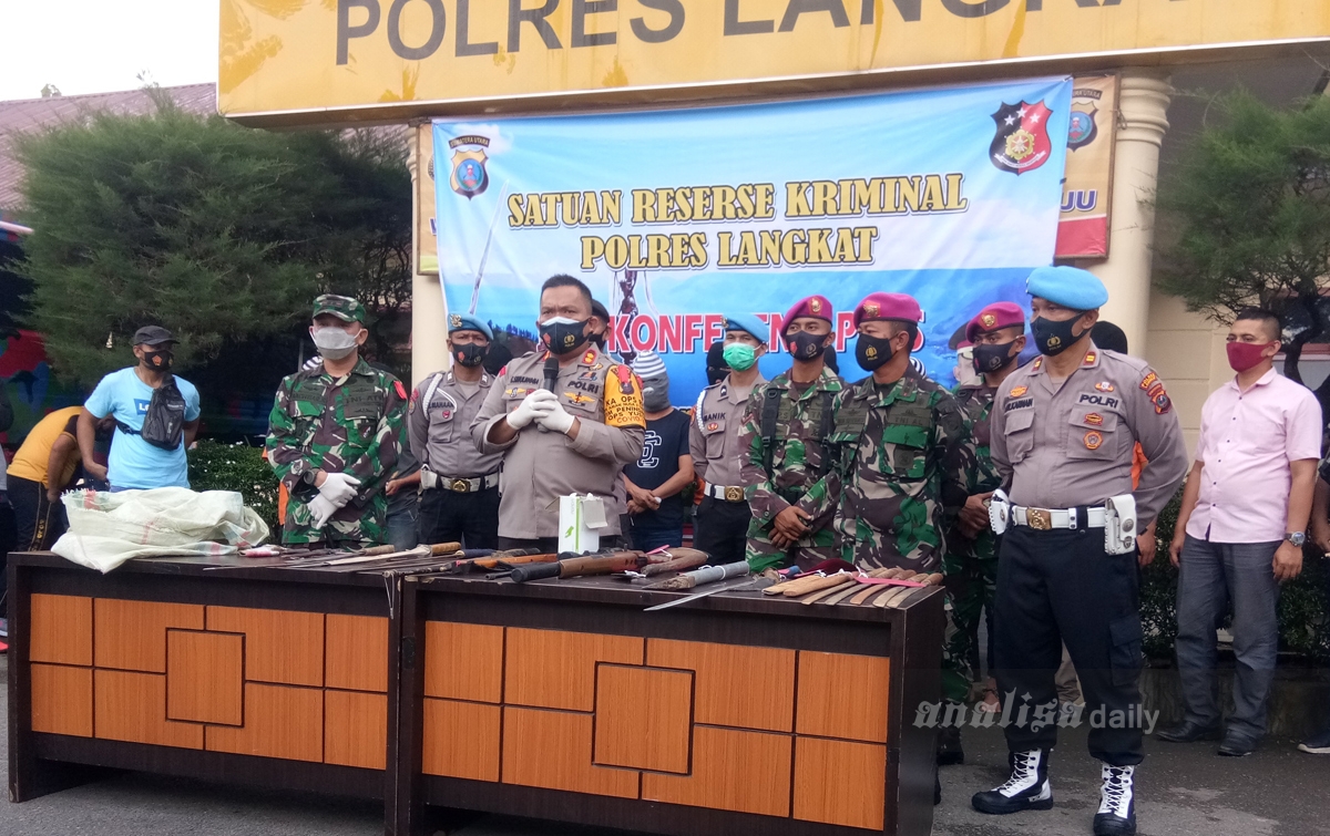 Bawa Senjata Tajam, 48 Pemuda Ditangkap