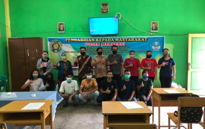 Dosen USU Latih Siswa SMA di Perbaungan Kemampuan Bahasa Indonesia