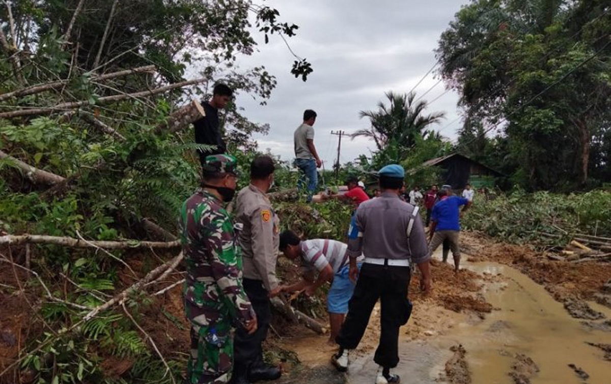 Lalu Lintas Sibolga-Sorkam Sudah Bisa Dilalui