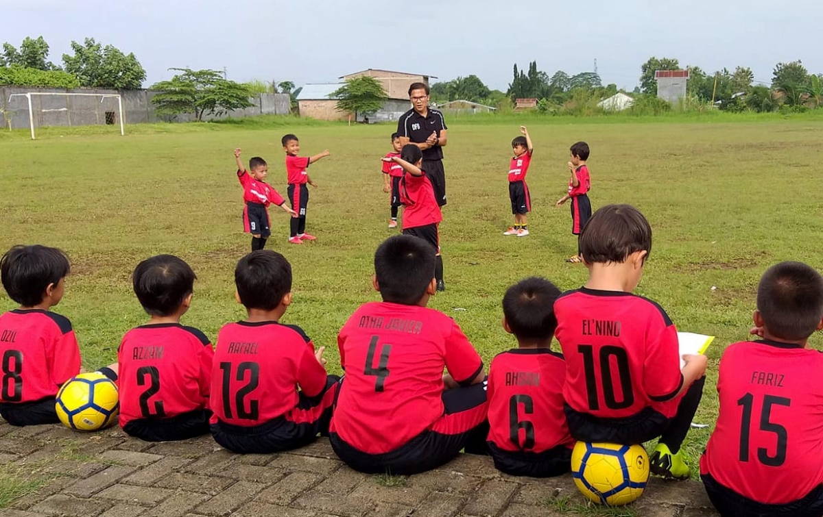 Eks Kapten PSMS Medan Komitmen Latih Sepak Bola Anak Usia Dini