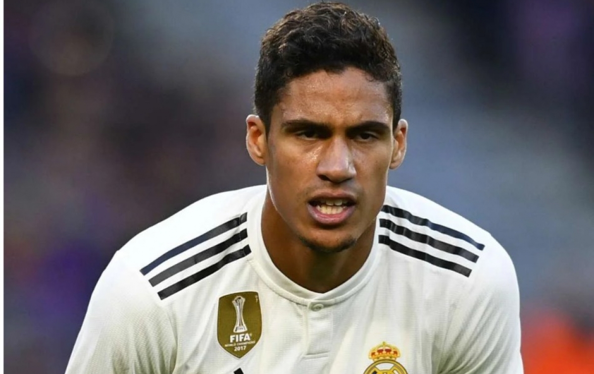 Varane Mulai Berpikir Tinggalkan Real Madrid