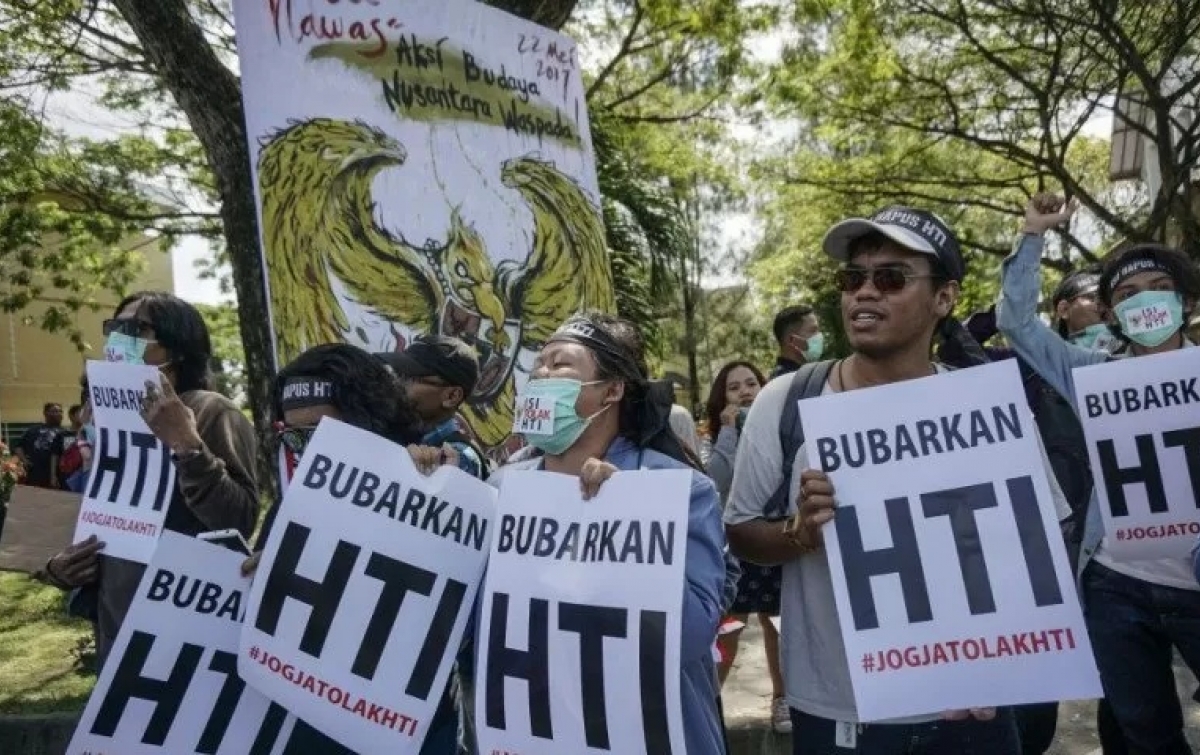Penjelasan Komisi II DPR RI soal Larangan eks-HTI Ikut Pemilu
