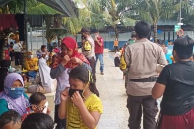 Abaikan Prokes, Muspika Bubarkan Kerumunan di Kolam Renang Tanjung Morawa