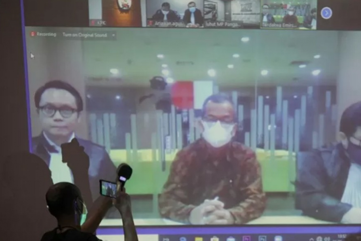 KPK Eksekusi Emirsyah Satar ke Lapas Sukamiskin