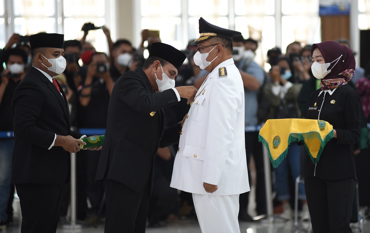 Edy Rahmayadi Lantik Akhyar Nasution