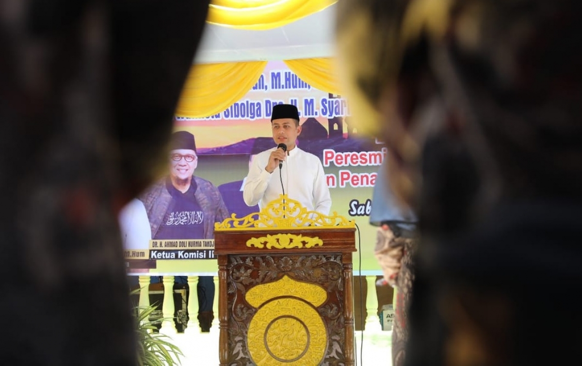 Ijeck Resmikan Pembangunan Masjid Nurul Iman Sibolga