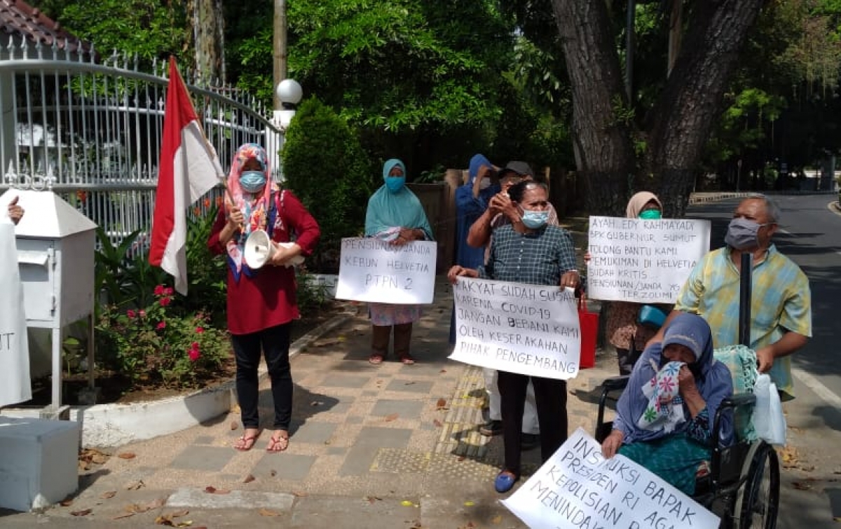 Pensiunan PTPN II Unjuk Rasa di Rumah Dinas Gubernur Sumut