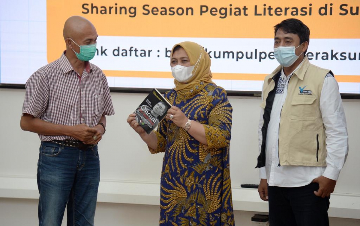 Nawal Lubis Ingin Tingkatkan  Kegemaran Membaca di Sumut