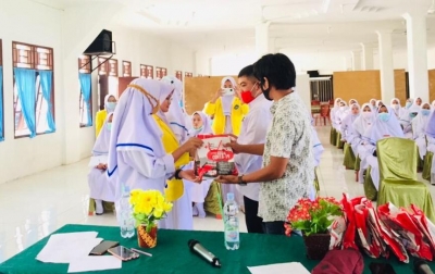 Perkuat Relawan, PMI Kunjungi IKM Akbid Paluta Husada