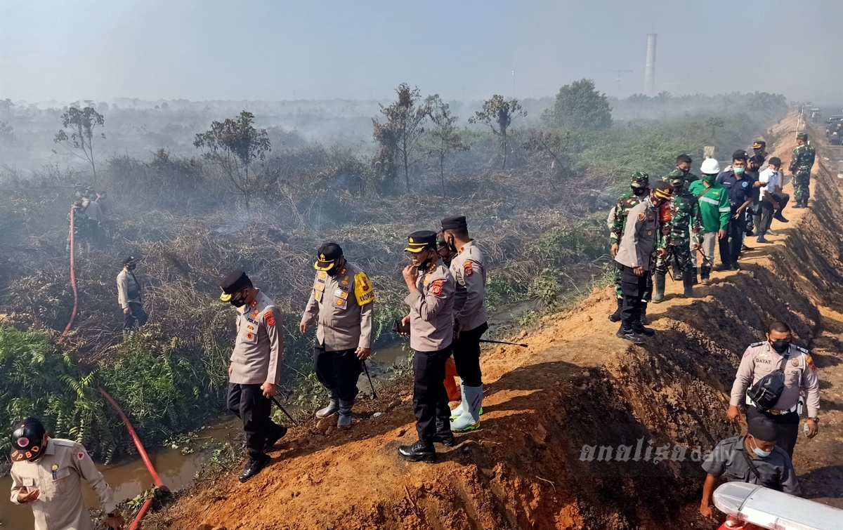 Irjen Wahyu Tinjau Dua Titik Api di Aceh