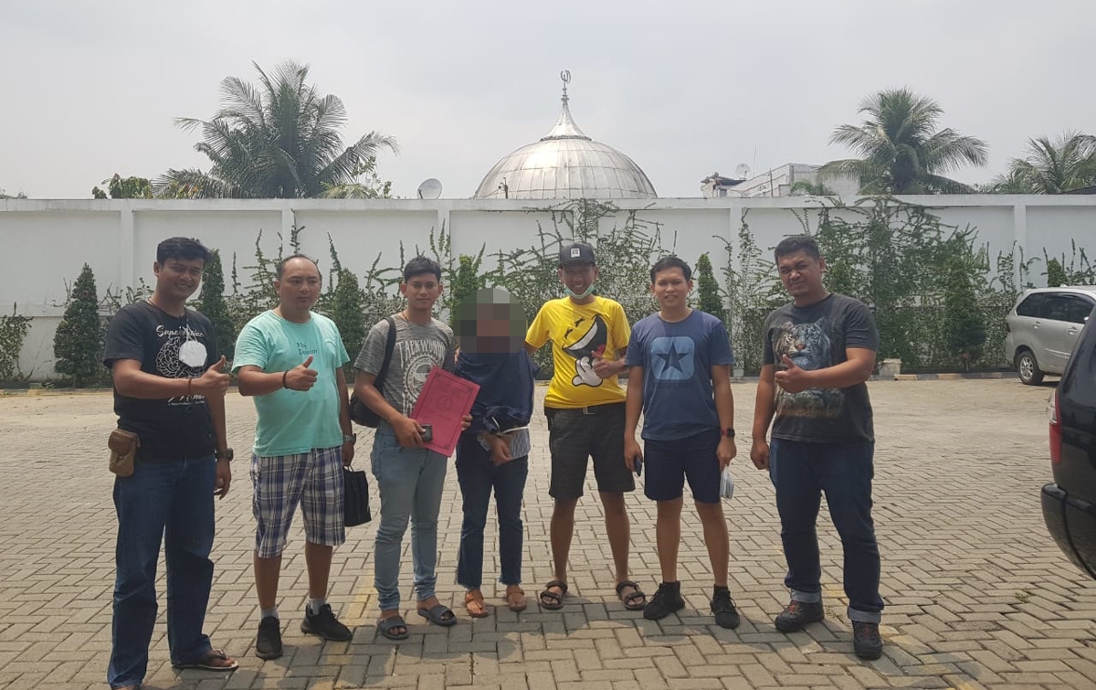 Pelaku Pembunuhan Ditangkap Saat Makan Siang