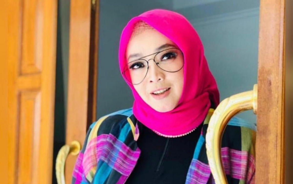 Artis Rina Gunawan Meninggal Dunia