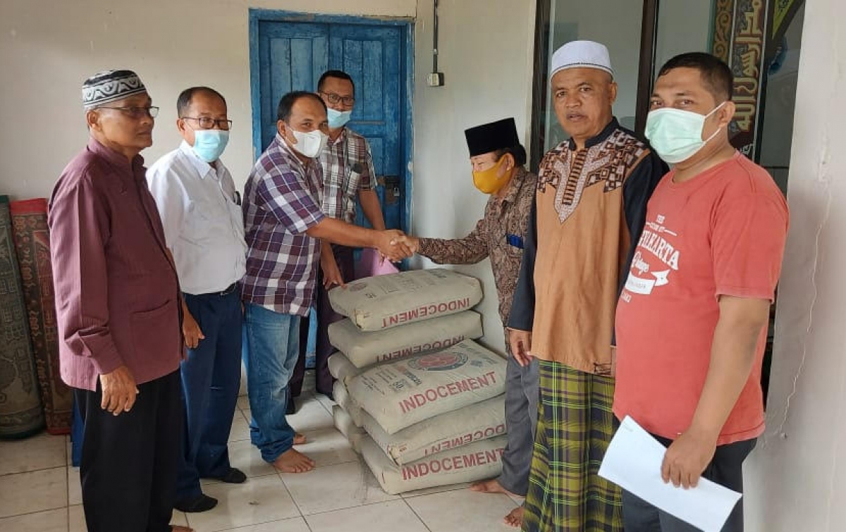 Socfindo Serahkan Bantuan untuk Renovasi Masjid Al-Ikhlas