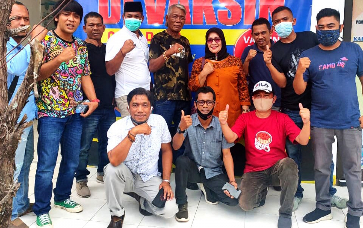 Wartawan di Labuhanbatu Divaksin Covid-19