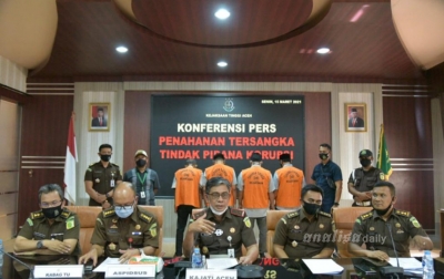 Kejati Aceh Tahan Empat Tersangka Korupsi Jalan Muara Situlen-Gelombang