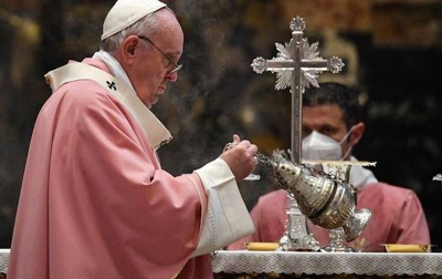 Paus Memohon Agar Kekerasan di Myanmar Dihentikan