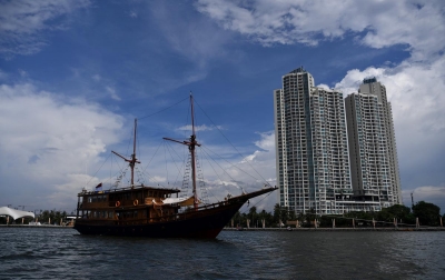 Foto: Wisata Dengan Agustine Phinisi