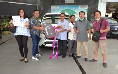 Koperasi Maju Tarutung Terima Hadiah Tabungan Simantap