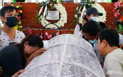 Menekan Junta Butuh Persatuan dan Komitmen Internasional