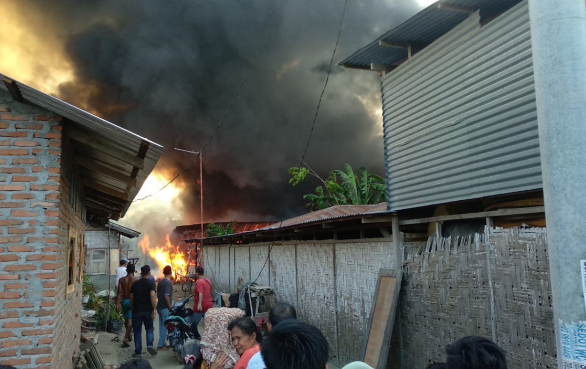 3 Rumah Terbakar di Tanjungmorawa