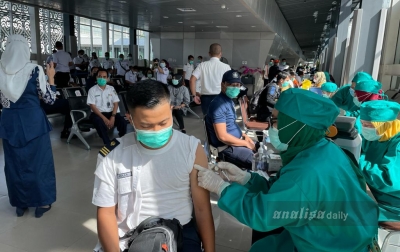 FOTO: Vaksinasi Covid-19 Pegawai PT KAI Divre I Sumut