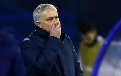 Jose Mourinho Dipecat Sebagai Pelatih Tottenham Hotspur