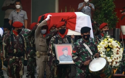 Jenazah Kabinda Papua Dikebumikan di Taman Makam Pahlawan Kalibata